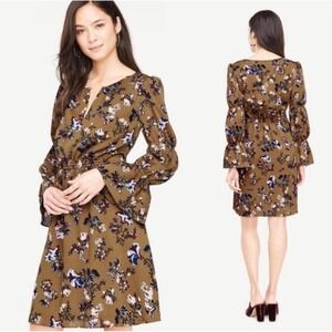 NWT Ann Taylor Petite Floral Print Dress Long Sleeve V Neck Career SP